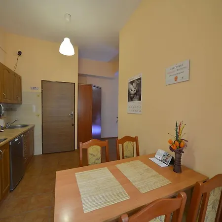 Piotrkowska 101 Homestay szállás