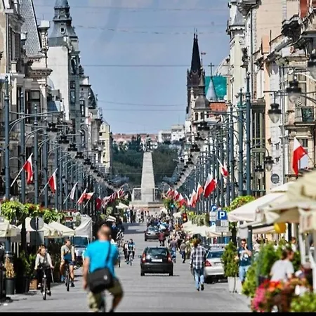 Δωμάτια σε οικογενειακή κατοικία Piotrkowska 101 Λοτζ
