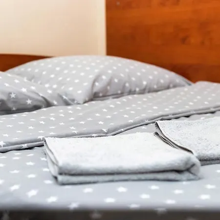 Piotrkowska 101 Δωμάτια σε οικογενειακή κατοικία *