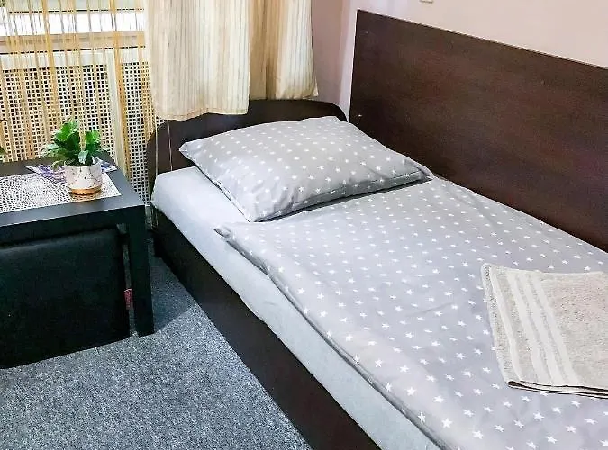 Quarto em Acomodações Particulares Piotrkowska 101 *